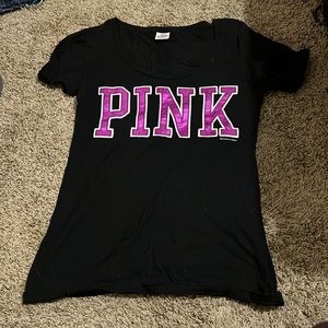 Medium love pink graphic T-shirt